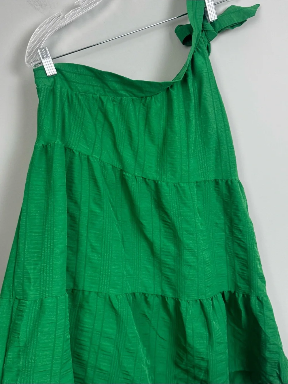 SHEIN | NEW Kelly Green One-Shoulder Tiered Dress with Tie Strap Women’s Size L